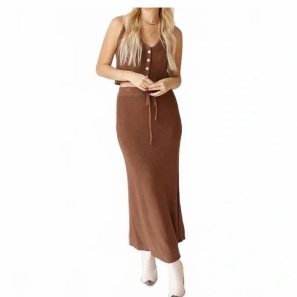 Miou Muse Knitted Maxi Skirt and vest set in Cocoa - LARGE - Picture 11 of 11